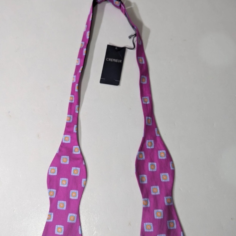 NEW- Daniel Cremieux 100% Silk Square Bowtie Bow Tie Adjustable - Pink w/ Orange